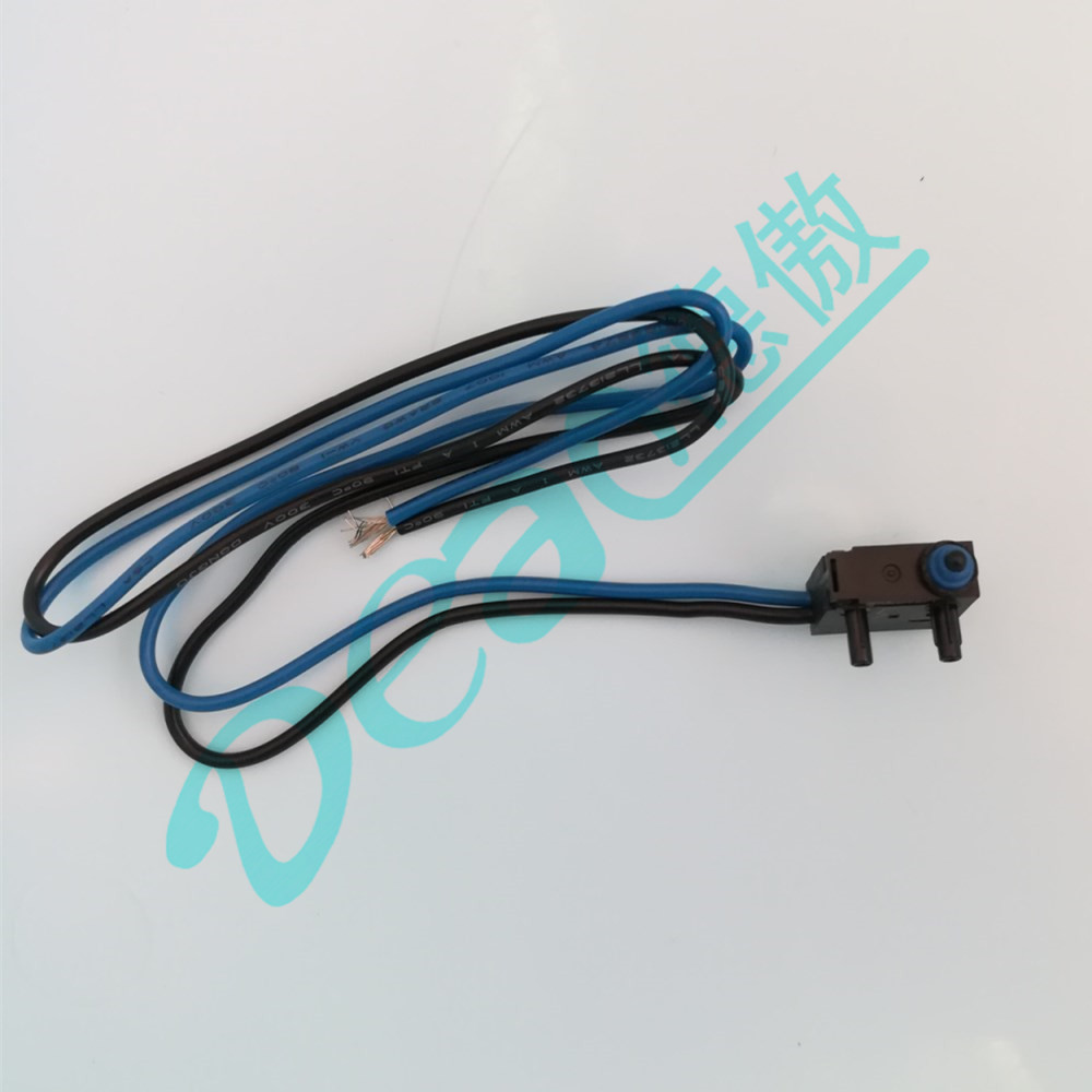 防水IP67等級(jí)側(cè)出線小型防水微動(dòng)開(kāi)關(guān)